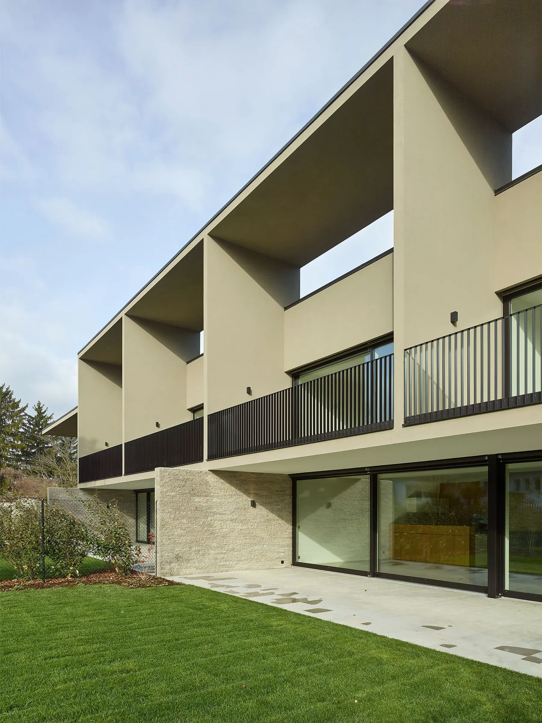 Carneiro_Architectes-Habitat_groupe_Vessy-004.webp