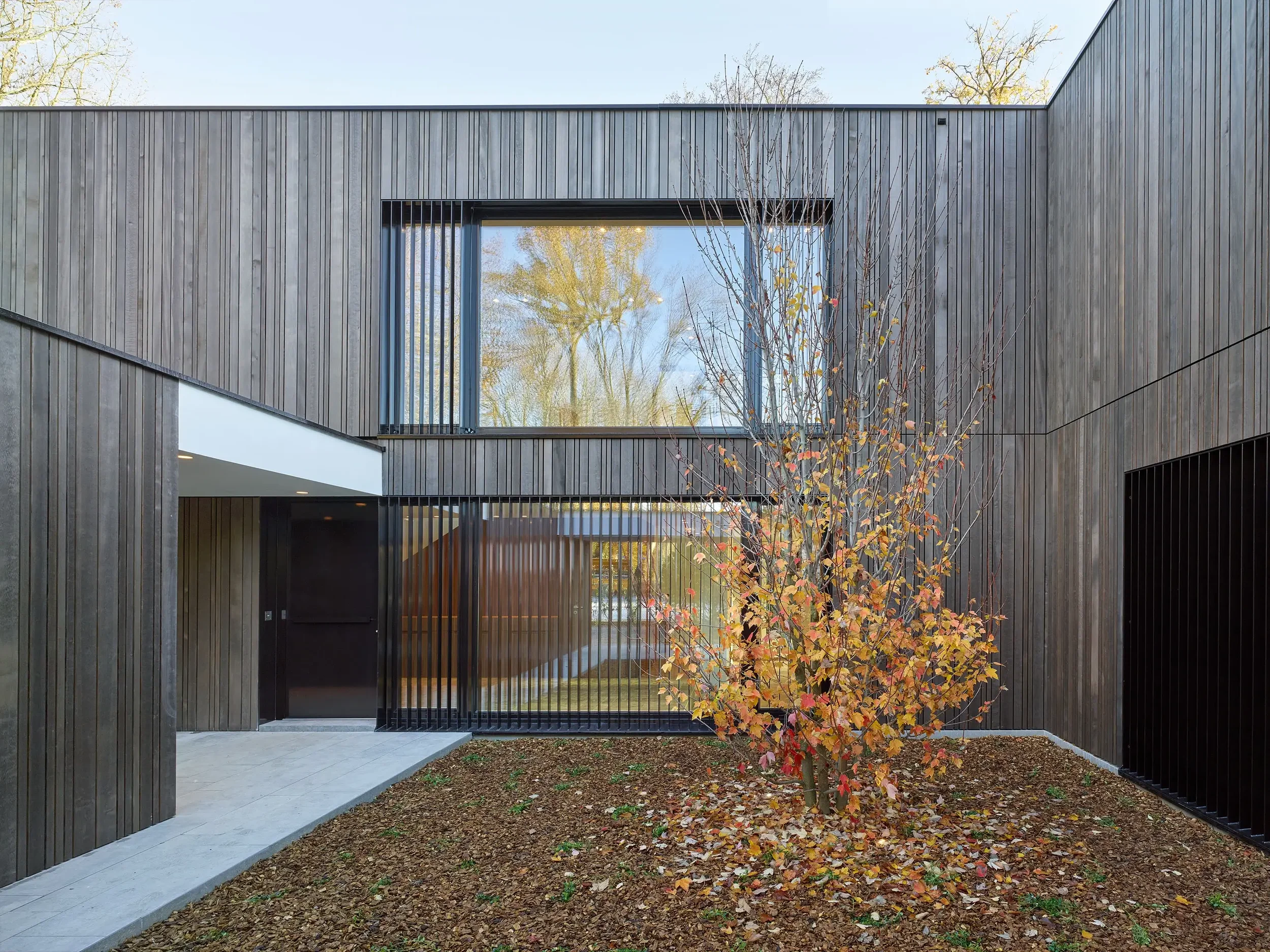 Carneiro_Architectes-2_villas_contigues_Vandoeuvres-011.webp
