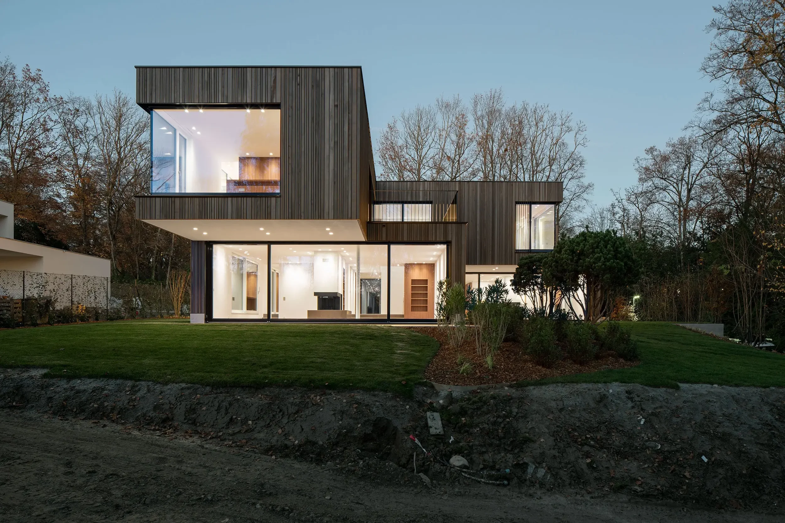Carneiro_Architectes-2_villas_contigues_Vandoeuvres-021.webp