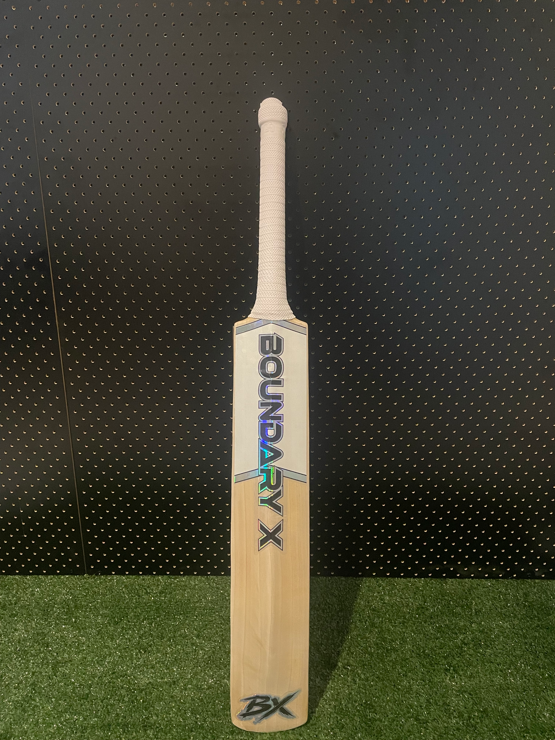 Player edition english willow bat used local player Thomas Wyatt OMK cricket club