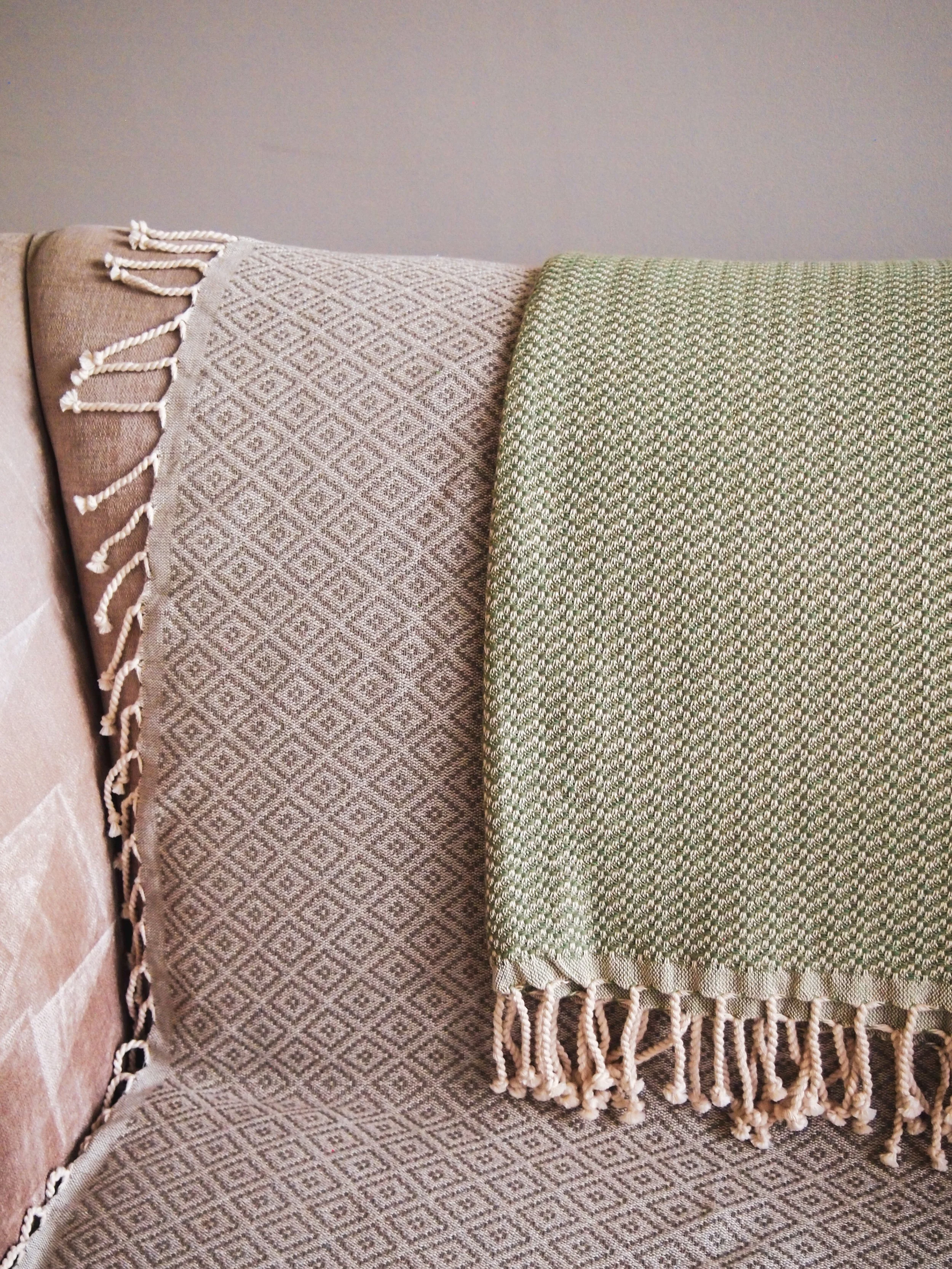 25) Green & WhiteTowel.JPG