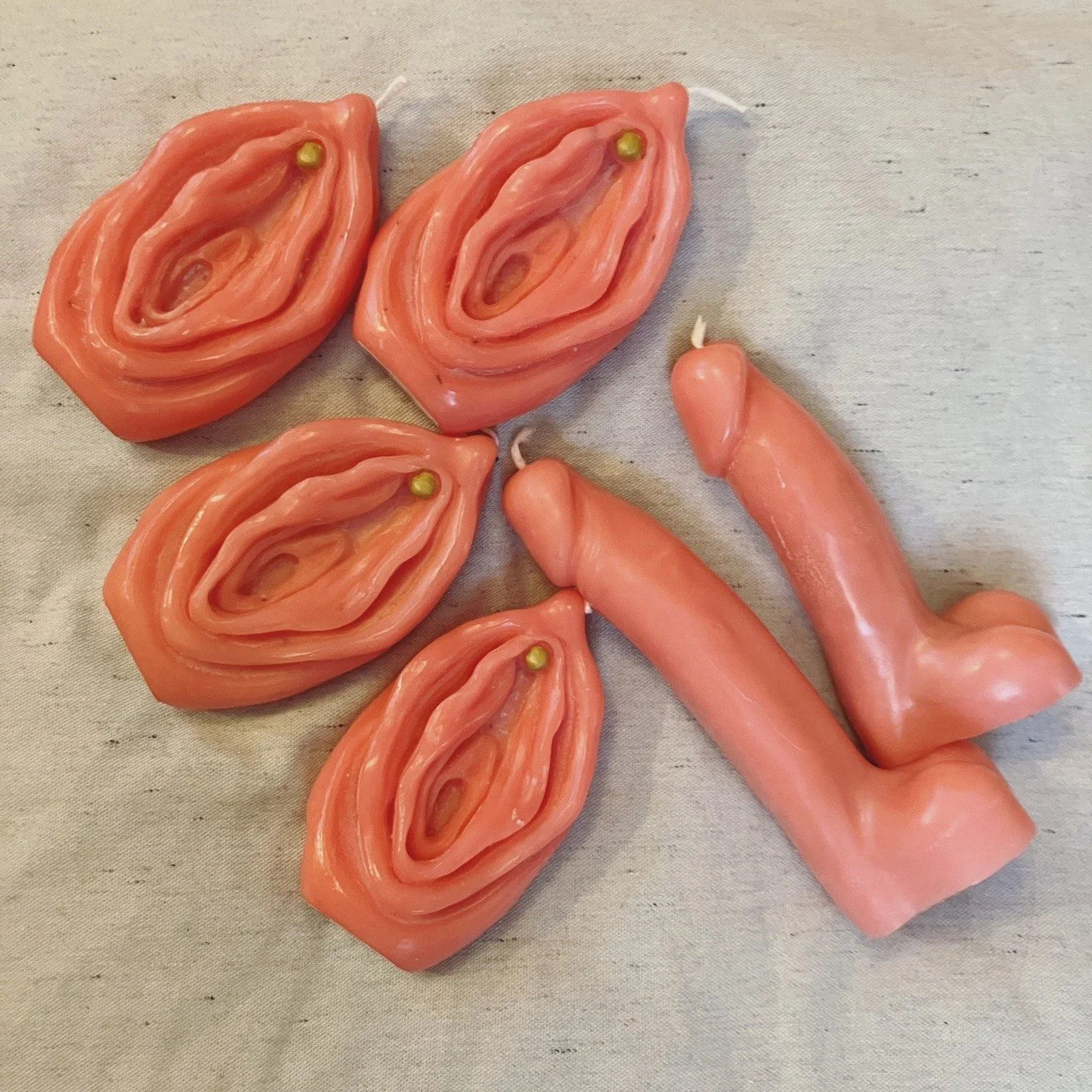 🕯️🎀 Nu finns nya ljusrosa ljus i butiken
#snoppljus #snippljus