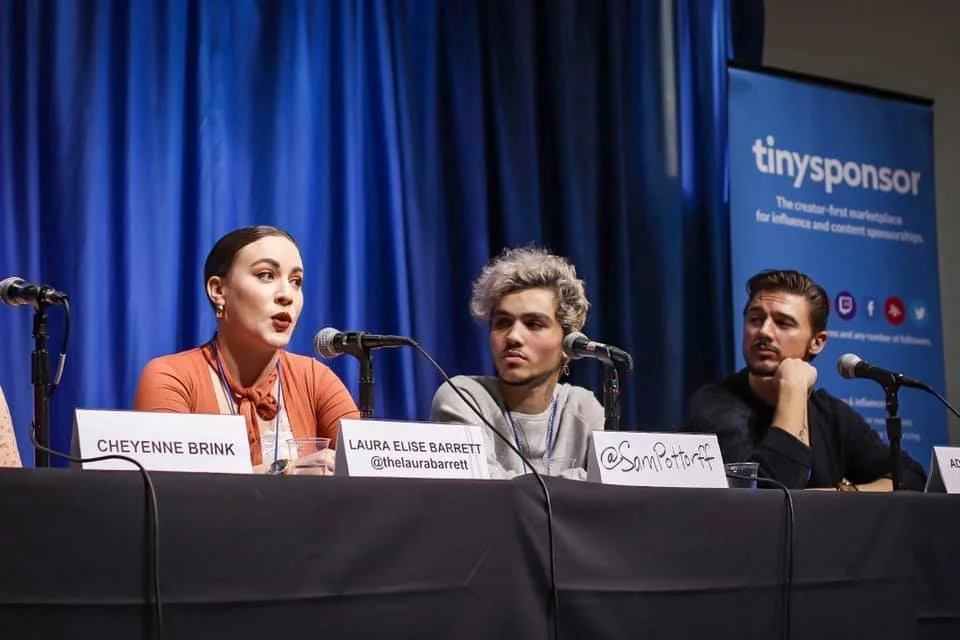 Laura Barrett Larkins at Digital Hollywood