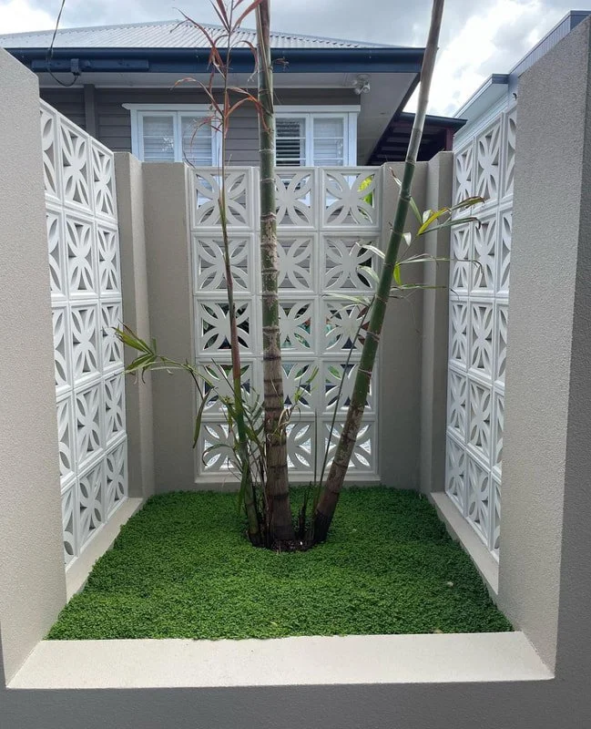 flower-breeze-block-white-garden-plant.jpg