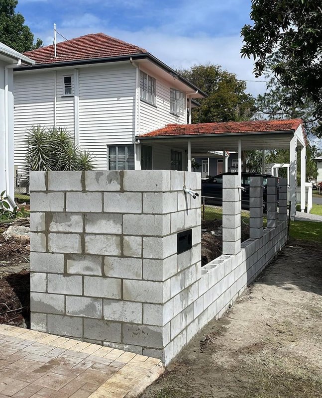 front-block-fence-morningside.jpg