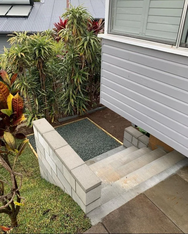 block-wall-concrete-steps.jpg