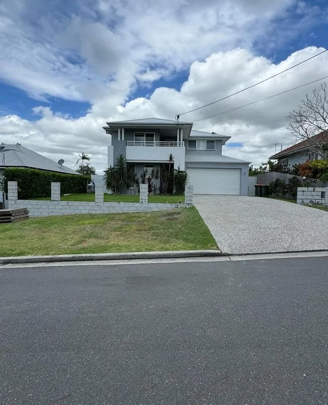 front yard-retaining-block-fence.jpg
