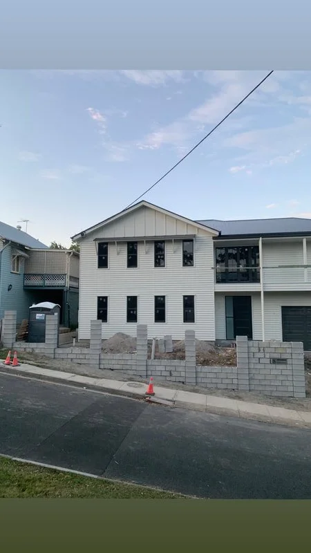 sloped-block-wall-coorparoo.jpg