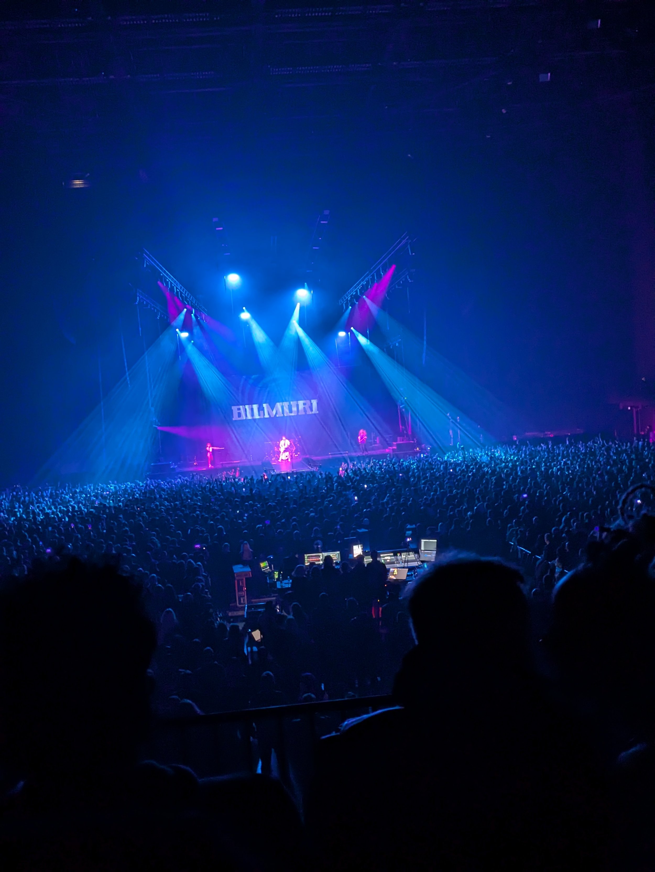 The lighting for Bilmuri when they opened for Sleep Token at Co-Op Live in Manchester was magnificent. I hadn't seen a concert like this before, so it was really intriguing to me to see the use of lights, and how it really elevated the music , with l