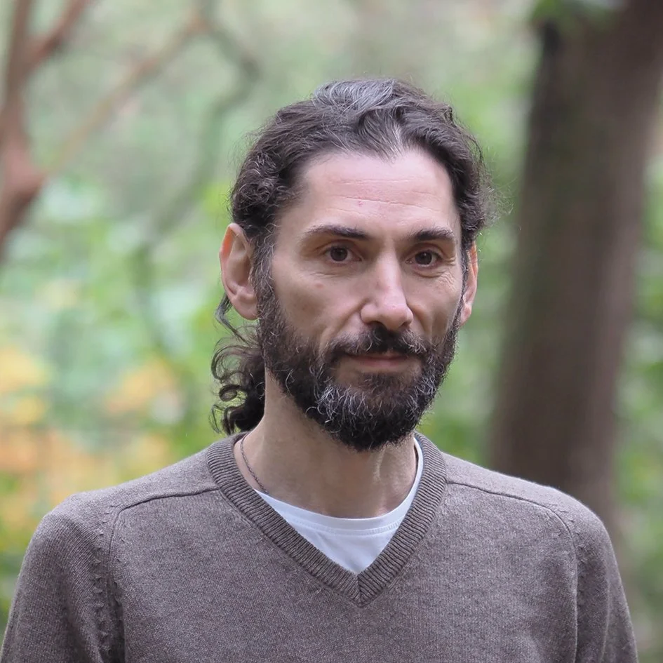 Portrait photograph of Robert Neagu