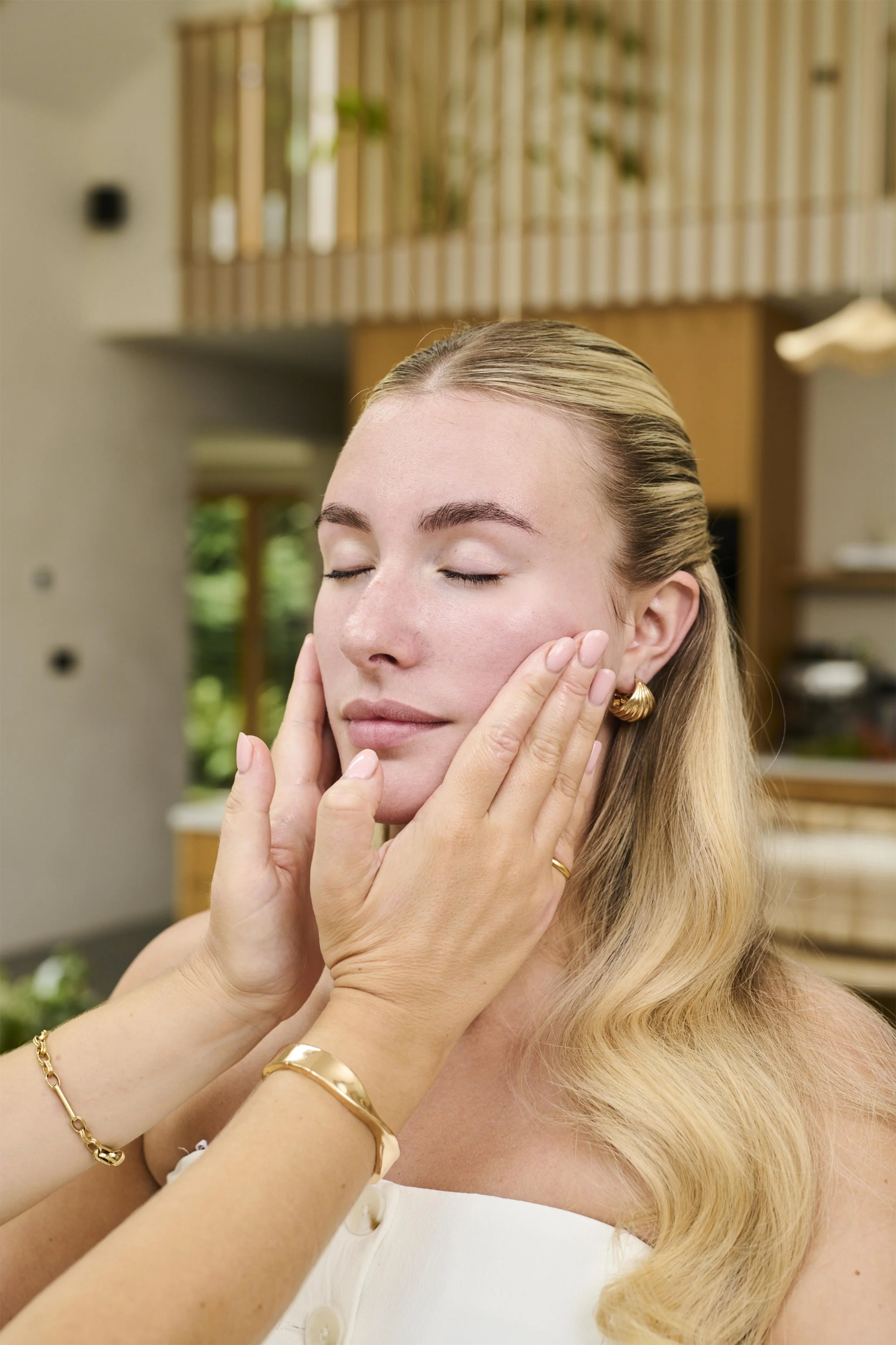 skincare consultant