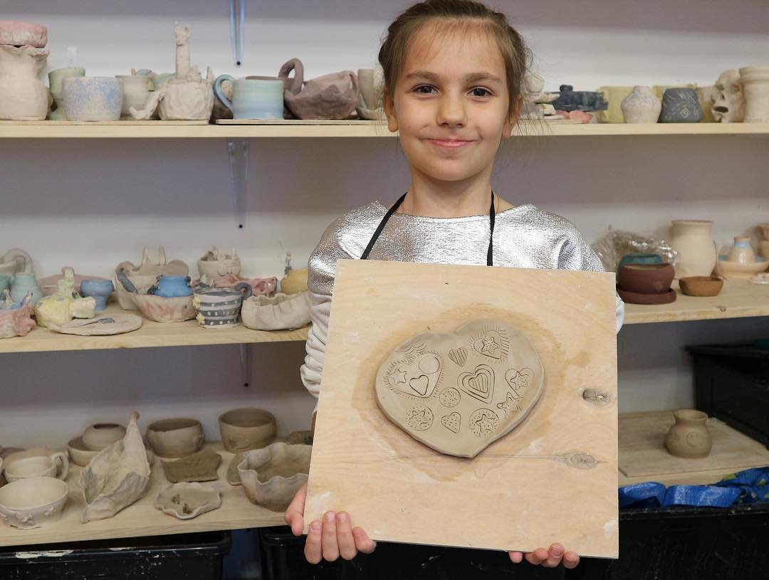 kids pottery classes