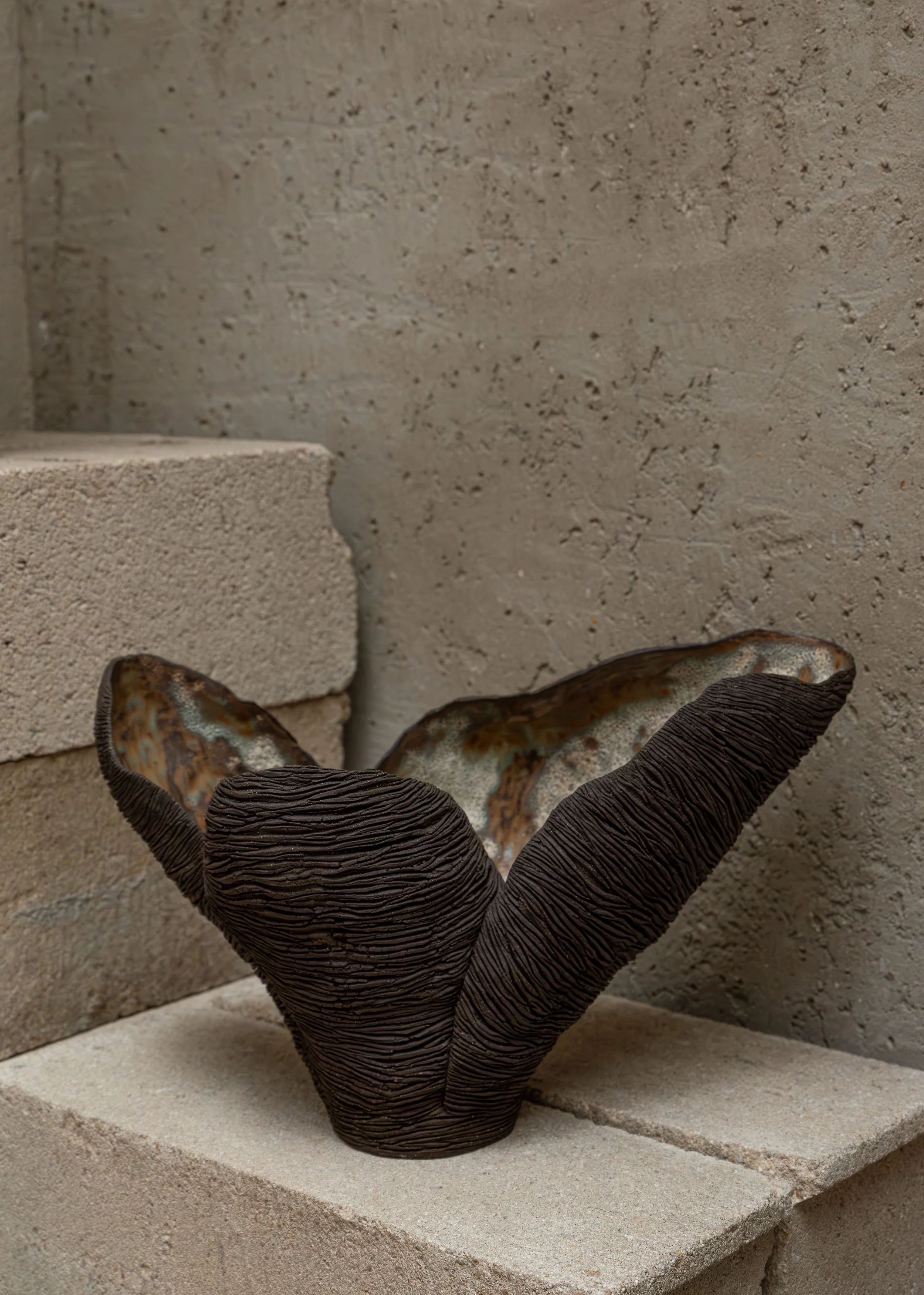 Suhee Kim Ceramic black vase