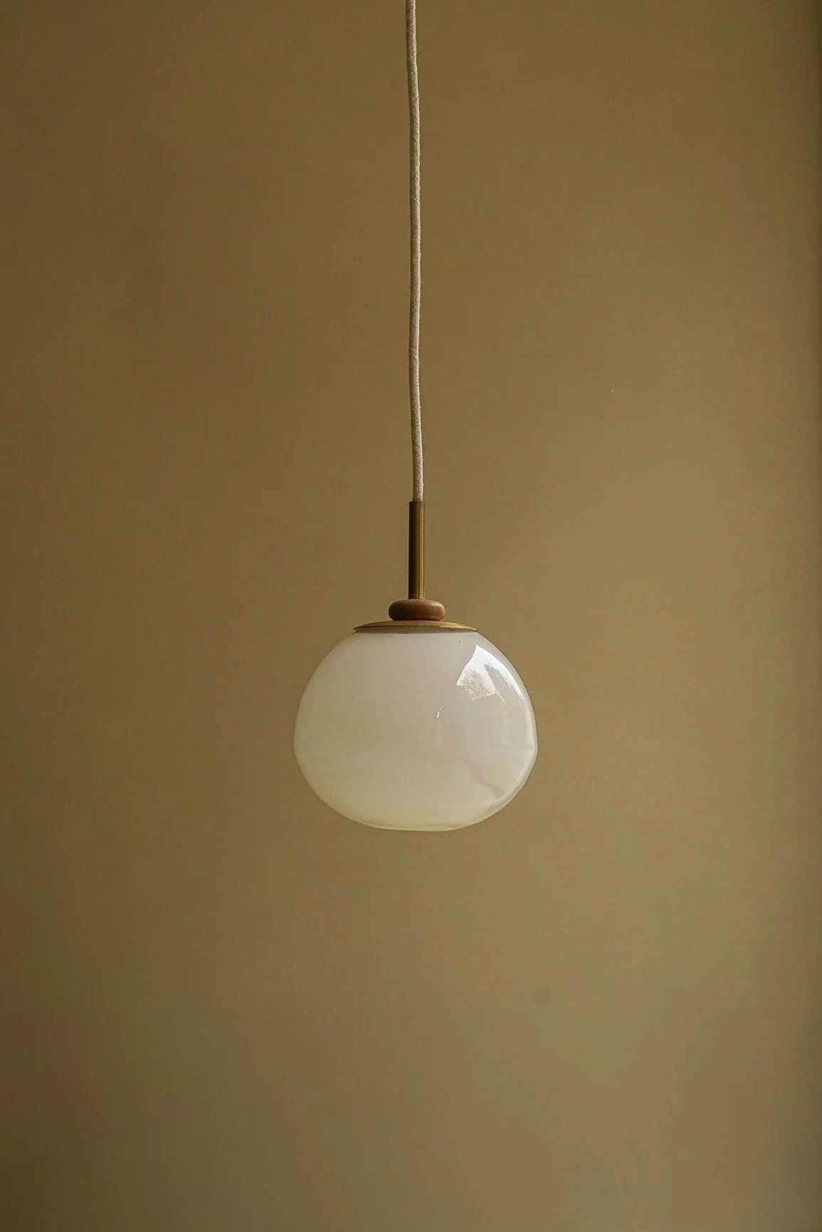 MAGENA I PENDANT LIGHT