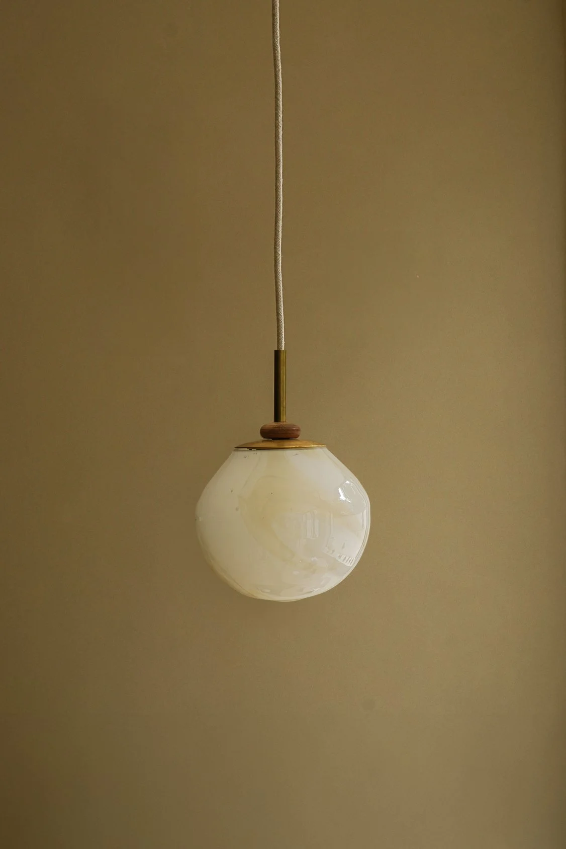 MAGENA IV PENDANT LIGHT