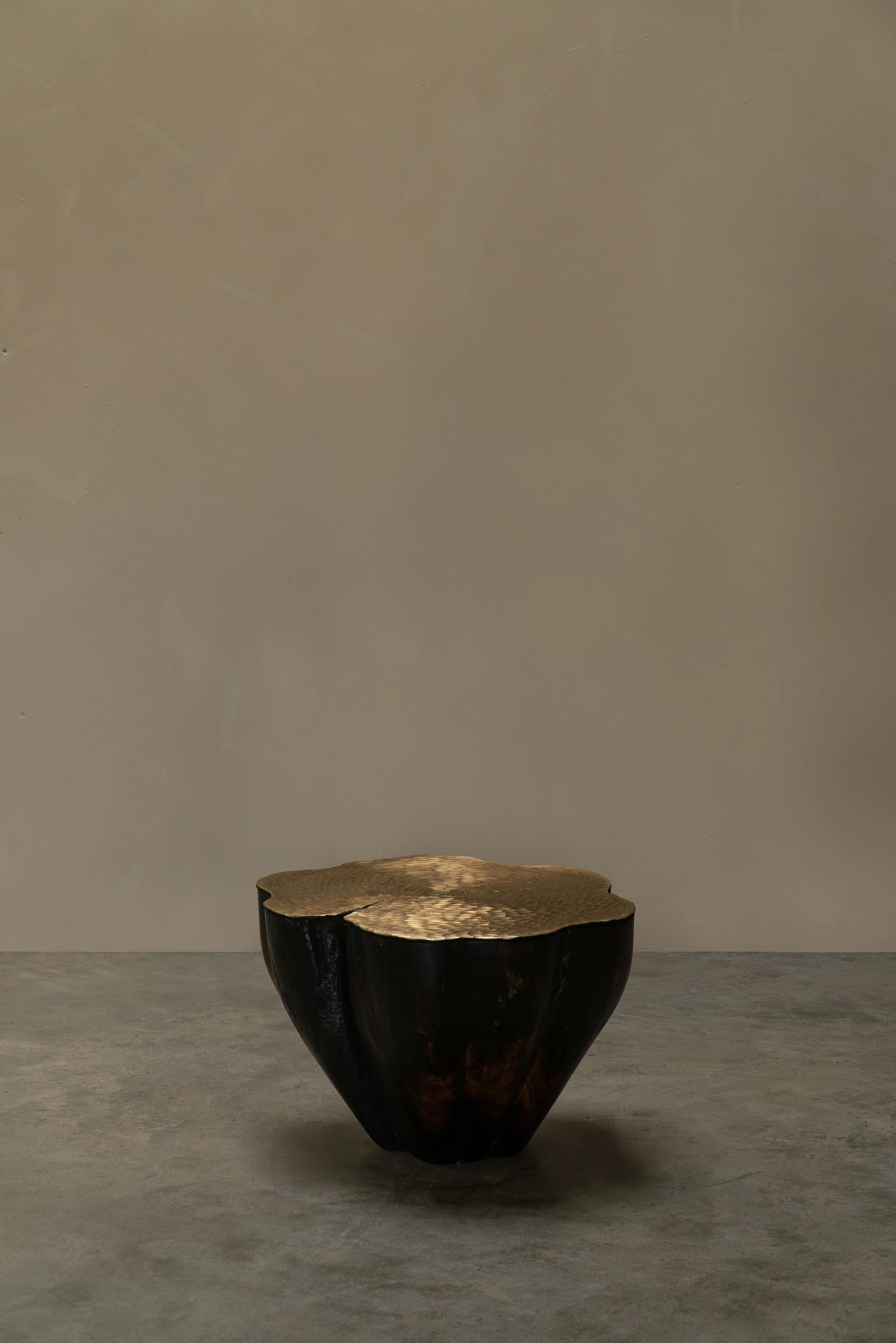 WALNUT + BRASS DURAMEN