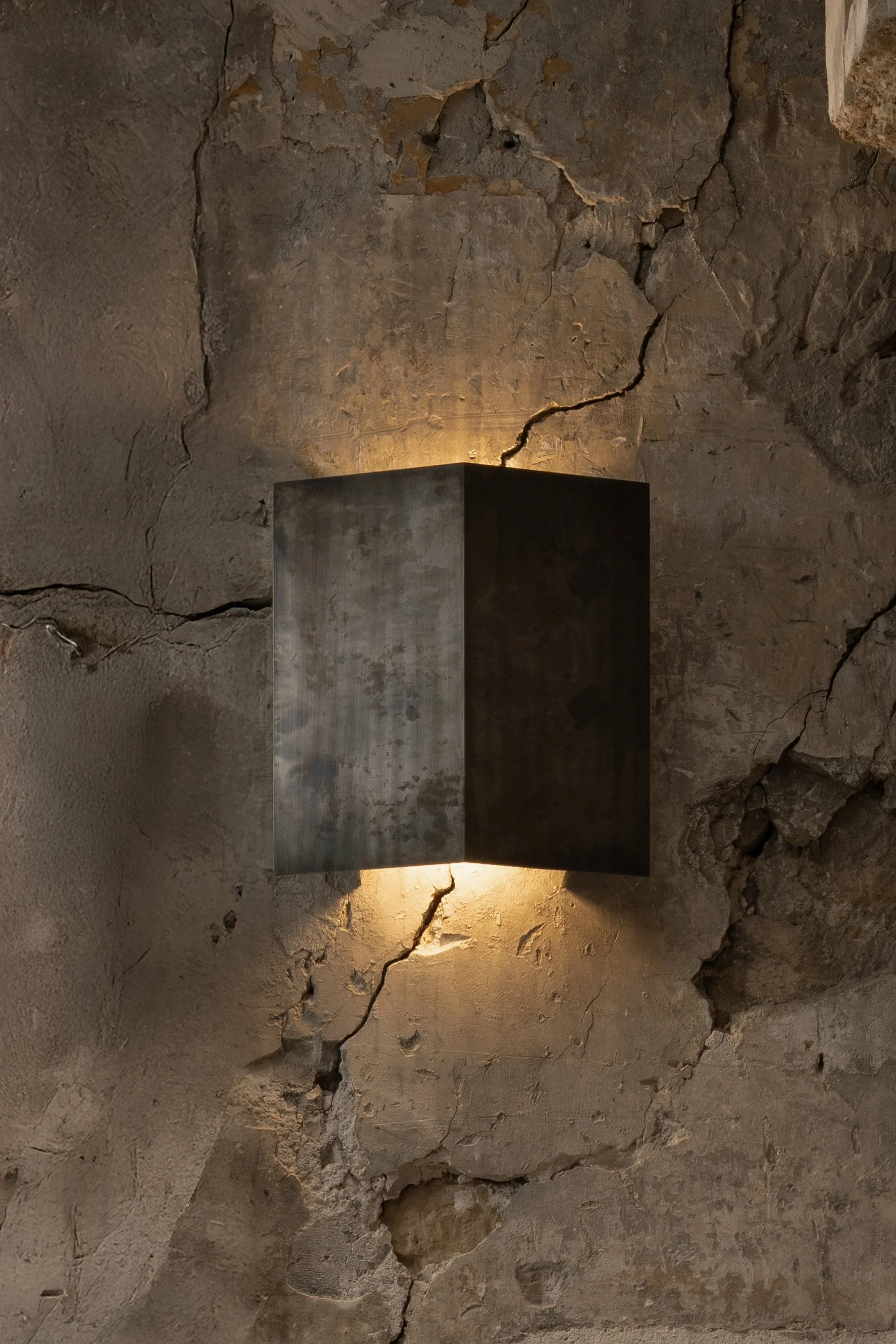 YOAKE WALL SCONCE