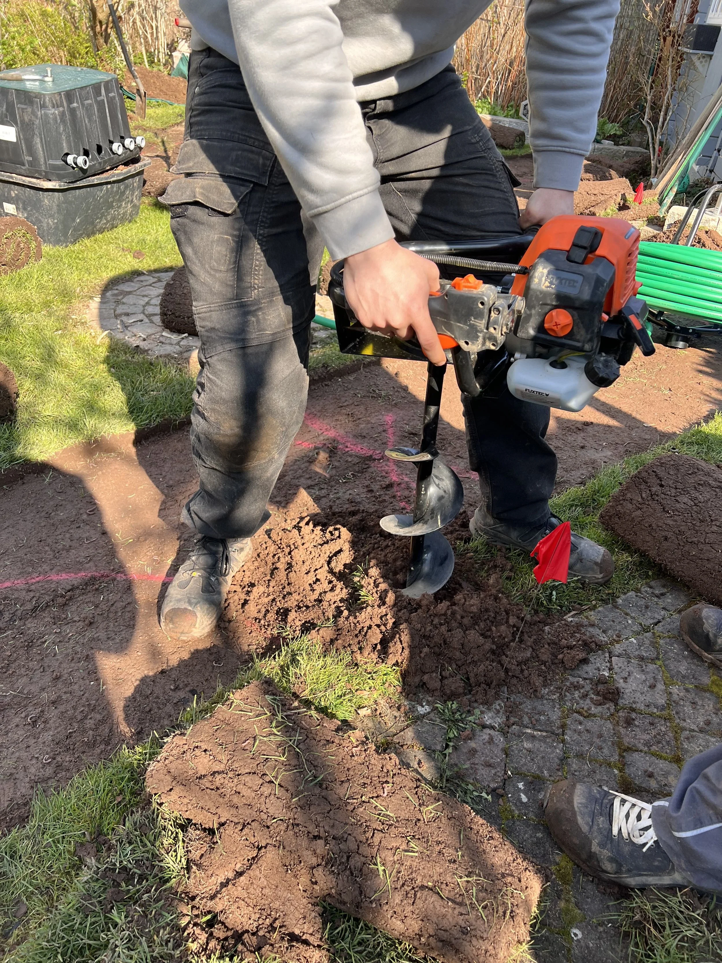 Vorbereitung der Regner- und Leitungsbereiche