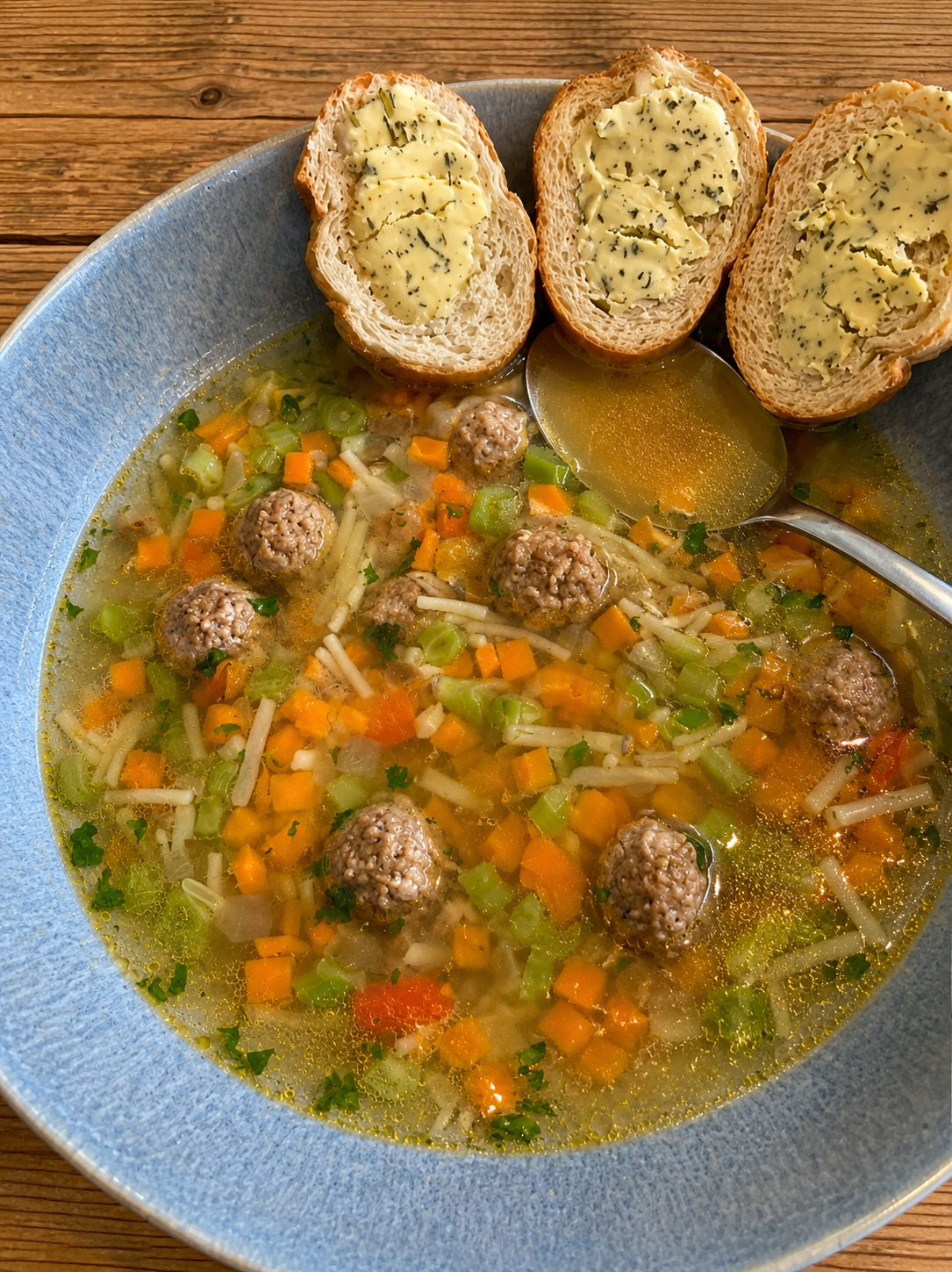 Zelf getrokken botten bouillon