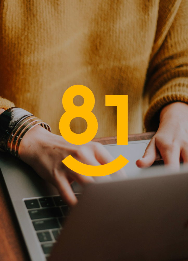 Logo featuring a pictogram of a smile for Tutor 81, business solutions.