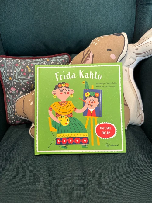 Capa do livro pop up de Frida Kahlo