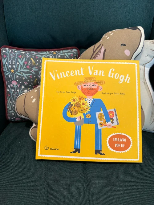 Capa do livro pop up de Vincent Van Gogh