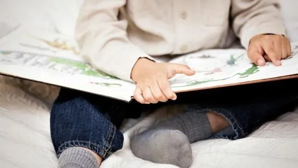"Outra vez essa história?" Porque é que as crianças pedem o mesmo livro até nós o sabermos de cor