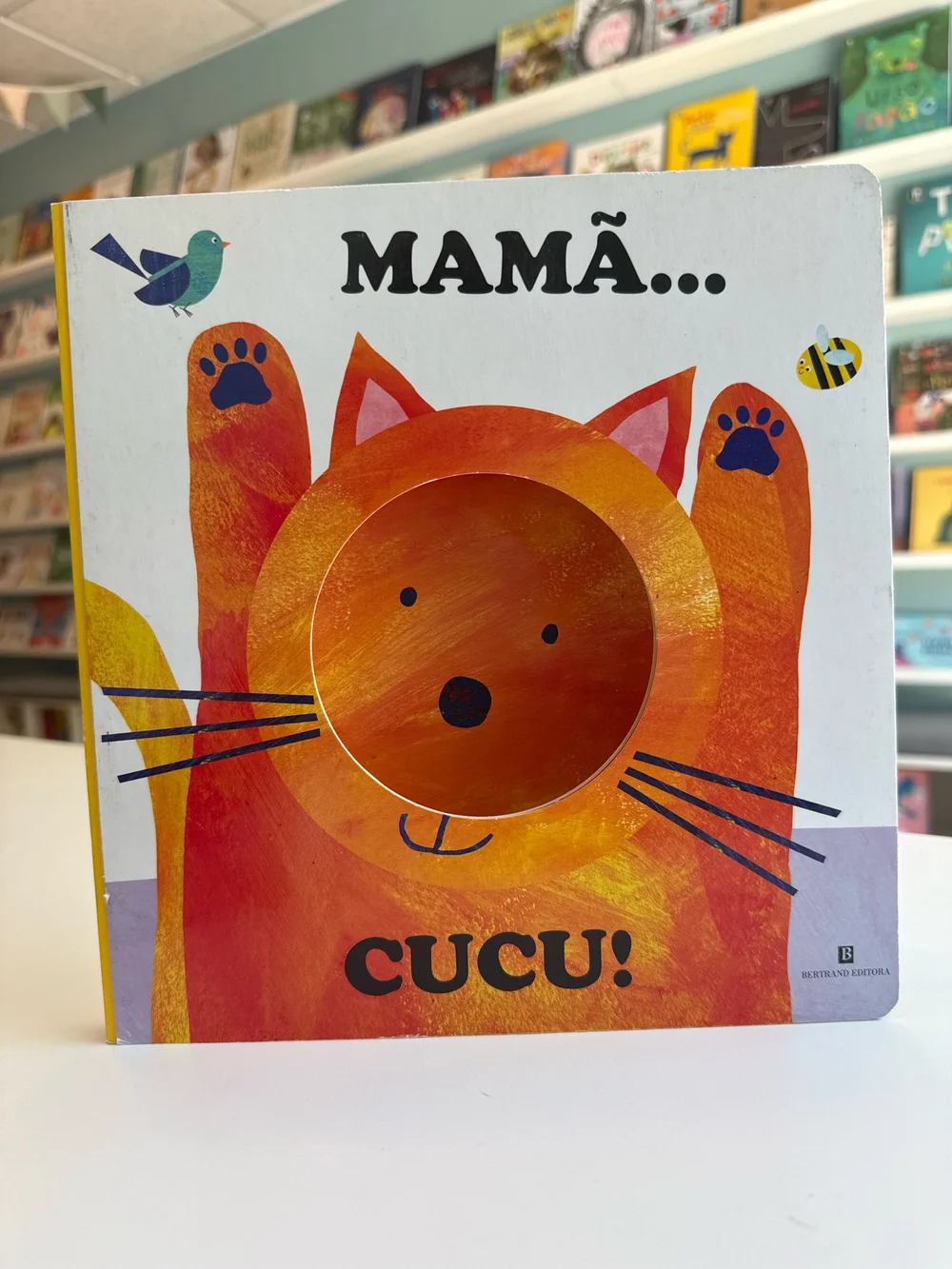 Capa do livro Mamã Cucu
