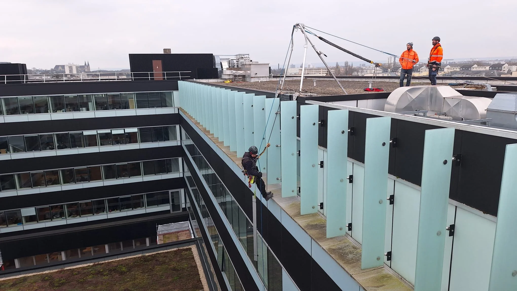 inspection de vitrages déffaillant en façade