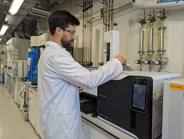 Chris Thomas analysing gas samples from the PyroFlex process