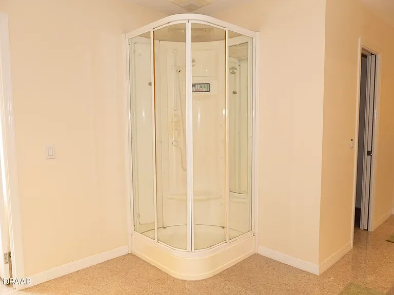 Master Bathroom 4.webp