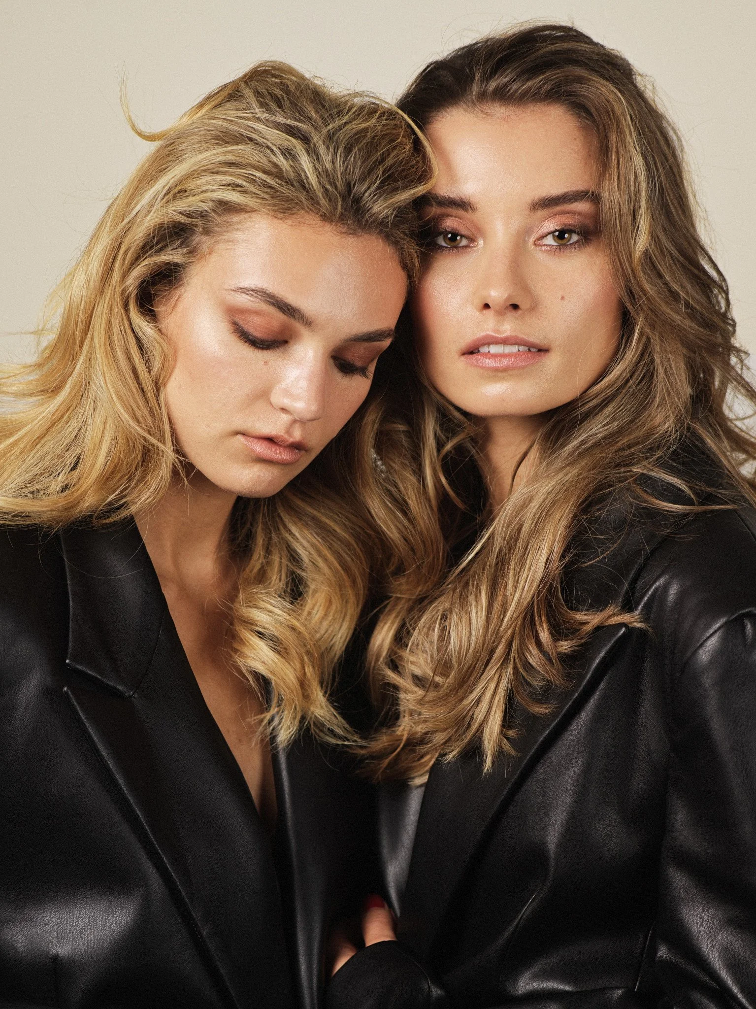 Studio_Hannes_Friesenegger-(16 of 17).jpg