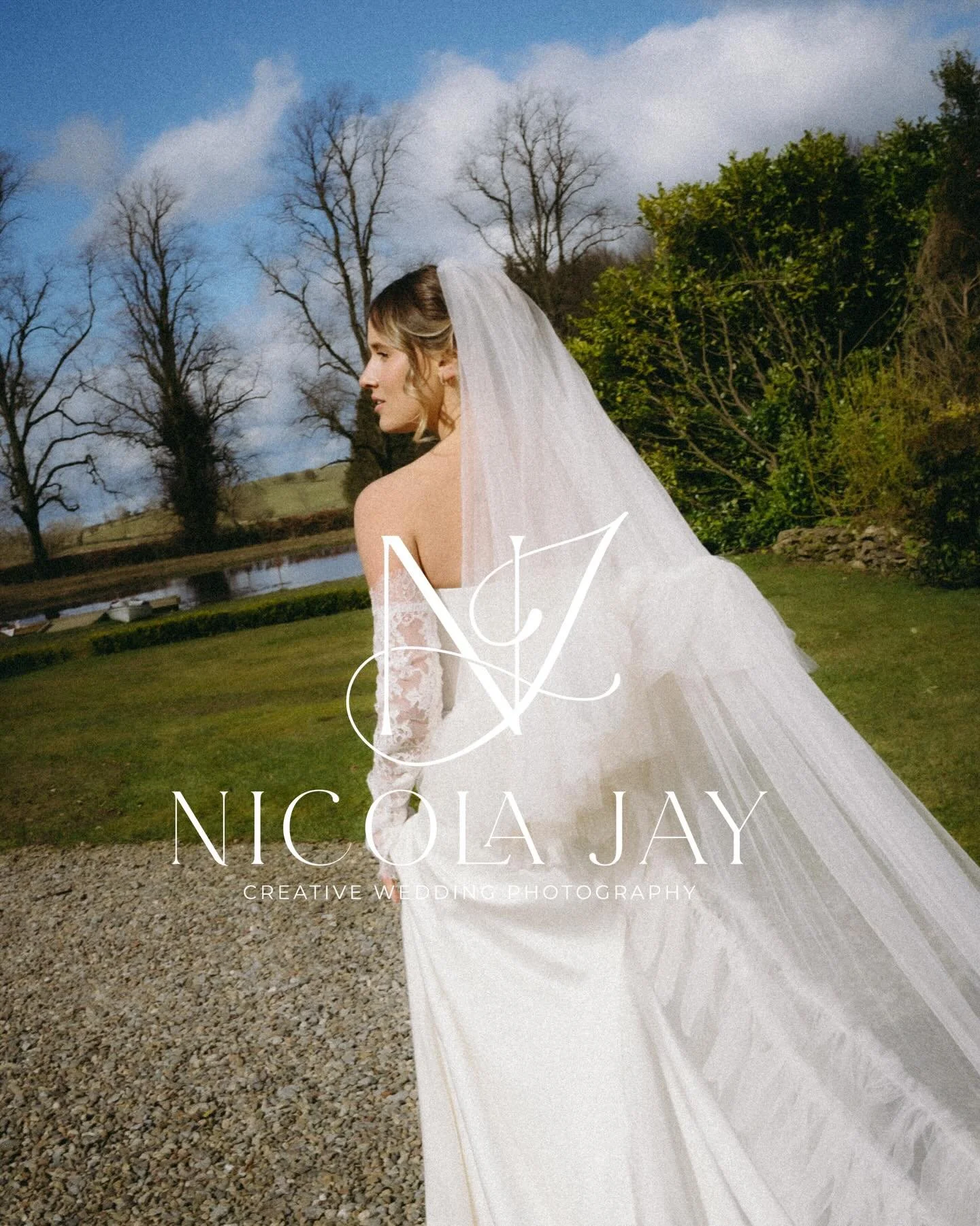 The beautiful Emily elegantly floating a gorgeously vintage look