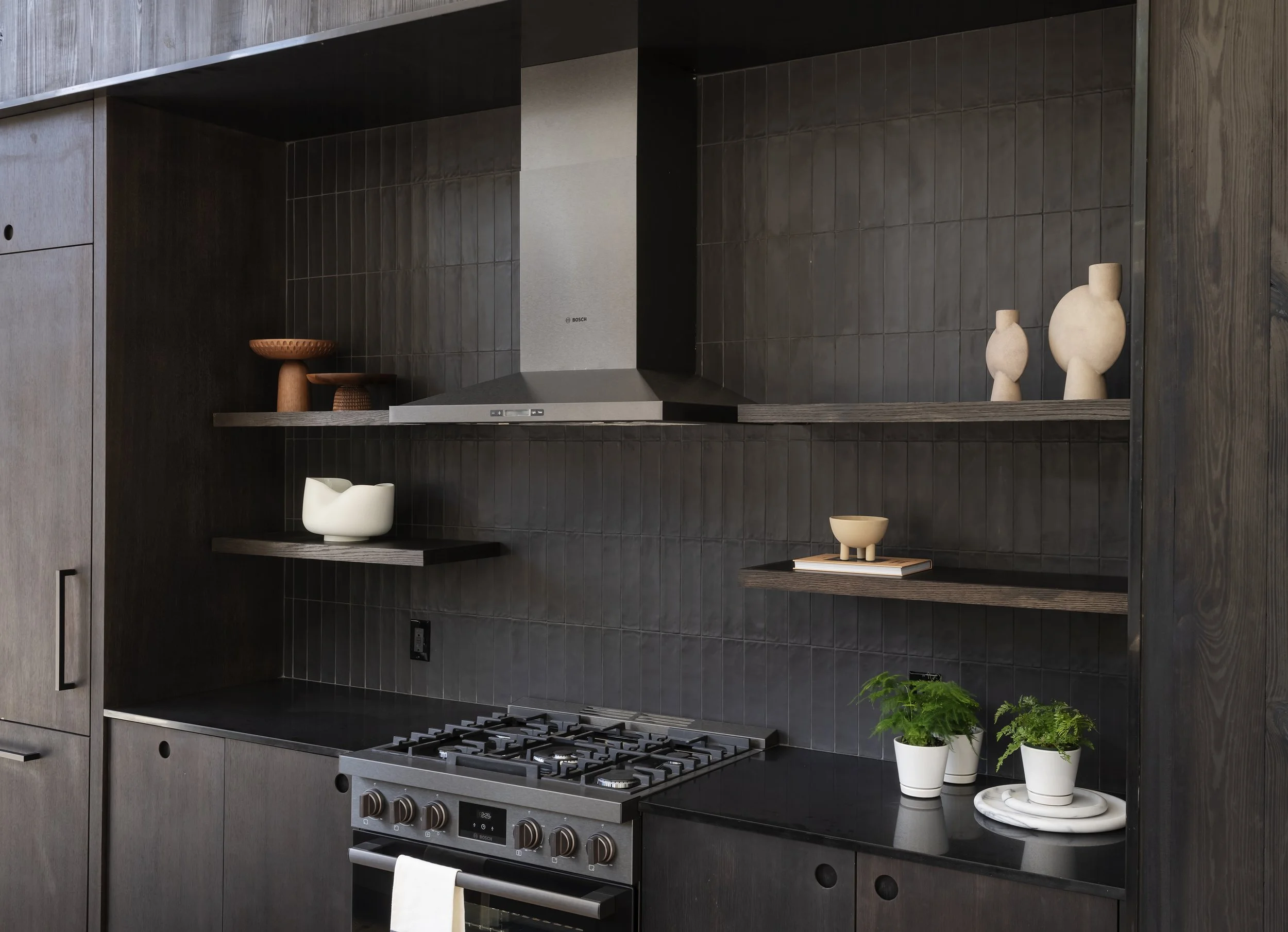 INC_249_Goldsmith_0236 copy.jpg