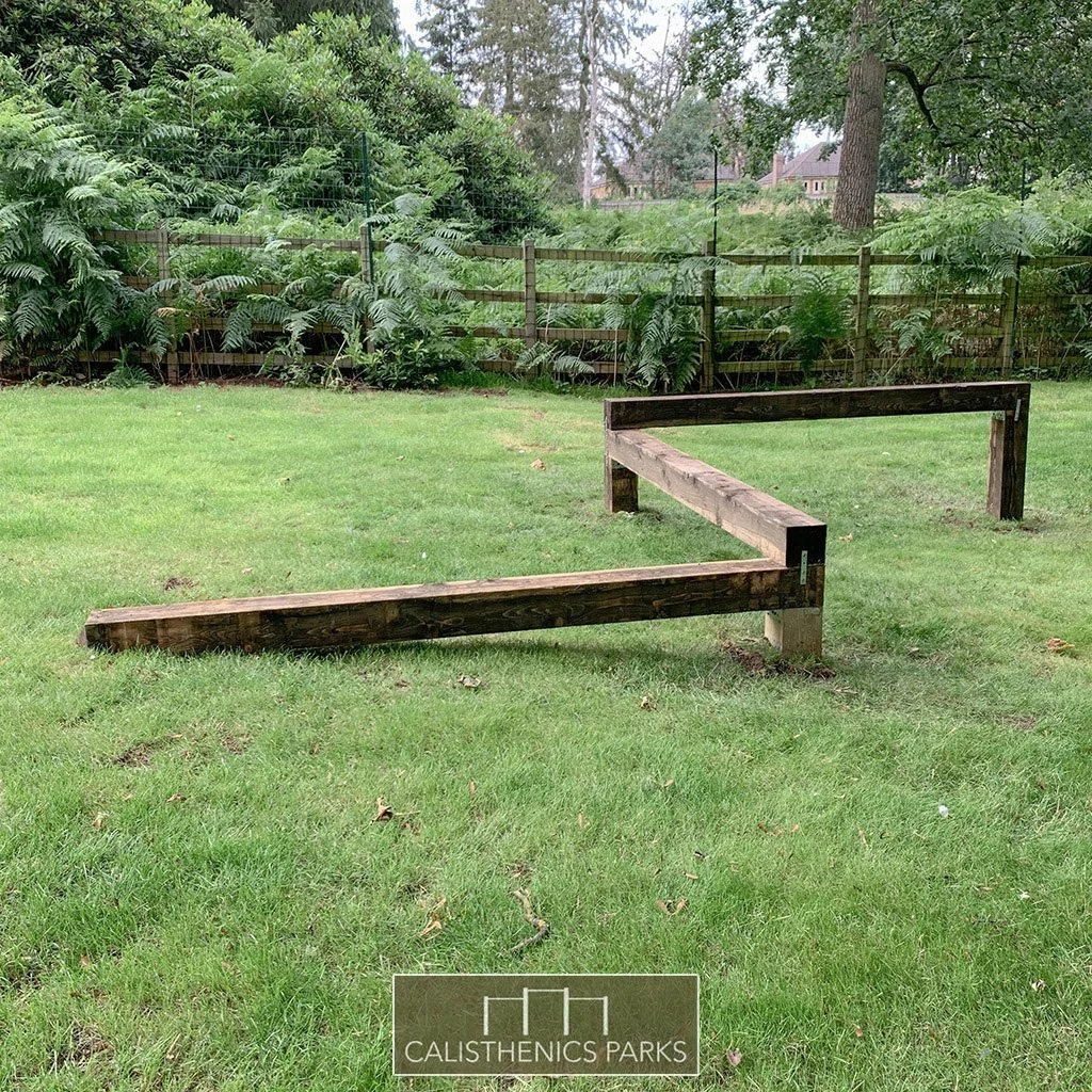 081 2021 garden balance beams installation - Calisthenics Parks.jpg