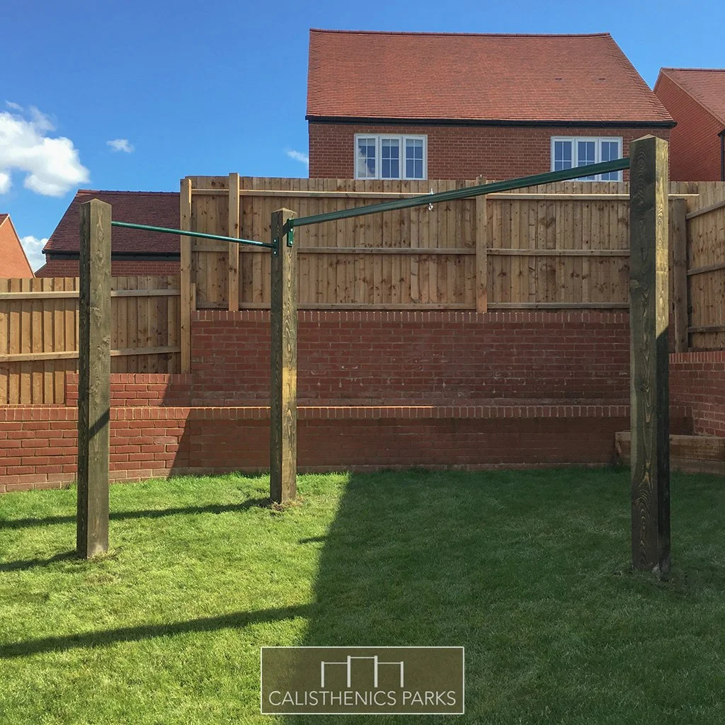 049 2017 garden pull up bar and punch bag bar installation - Calisthenics Parks.jpg
