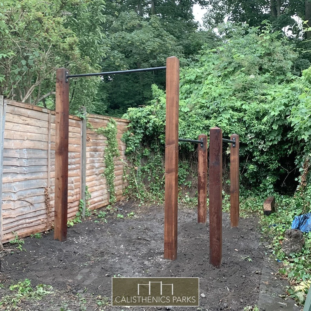 072 2020 garden pull up bar and dip bars installation - Calisthenics Parks.jpg