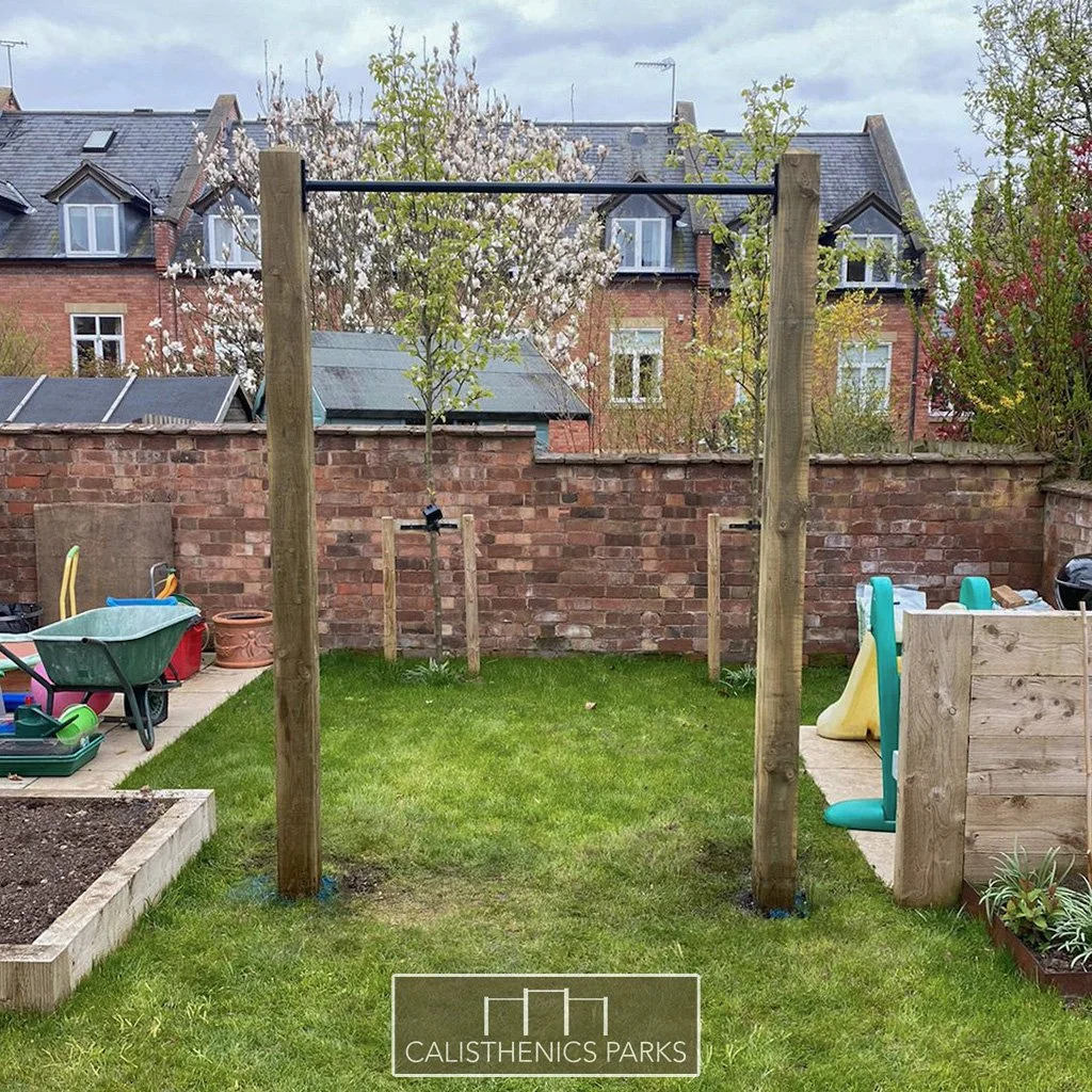 018 2022 garden pull up bar installation copy.jpg