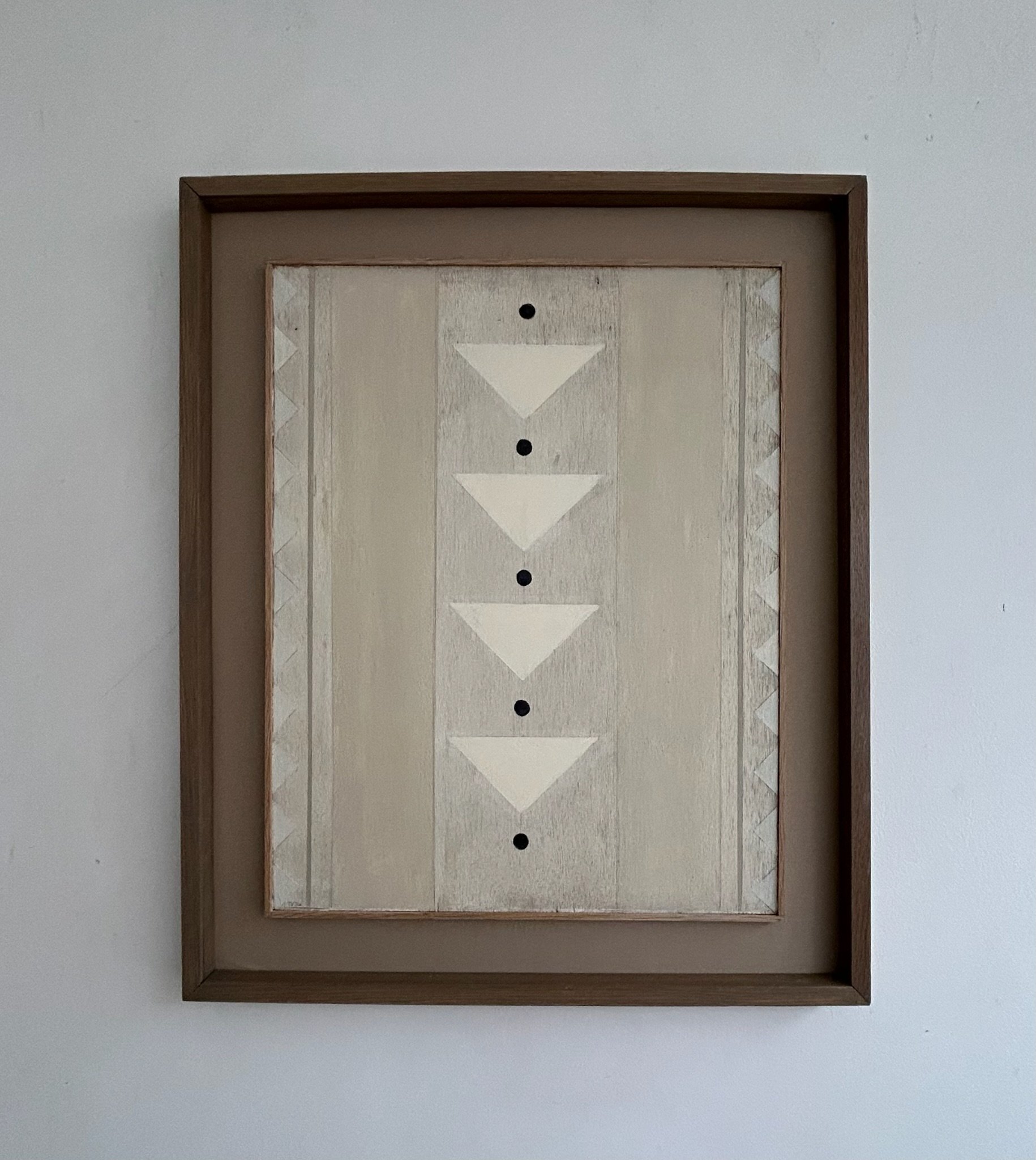 Ascent 
(Height 53 cms x Length 64 cms) 🔴