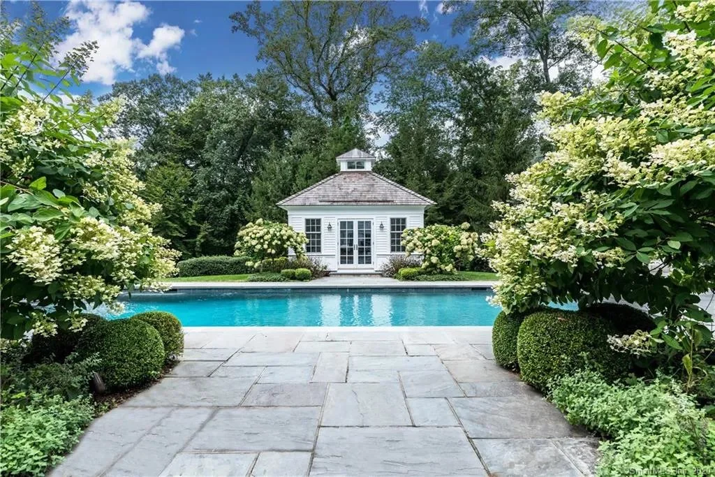 f021e1866d8d48a0a084fd81e1747839-full copy.jpg