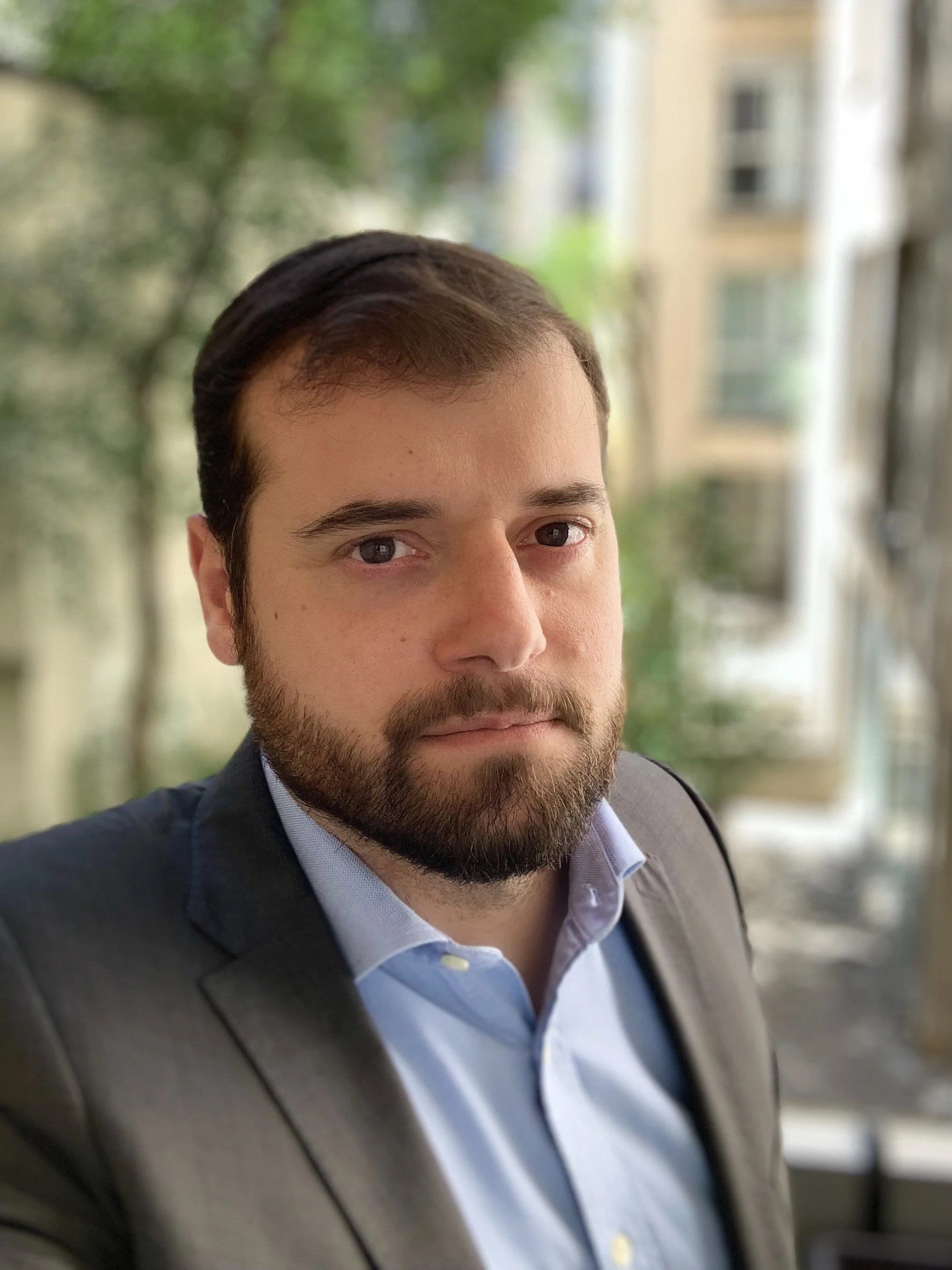 A portrait of Sanorah's owner.