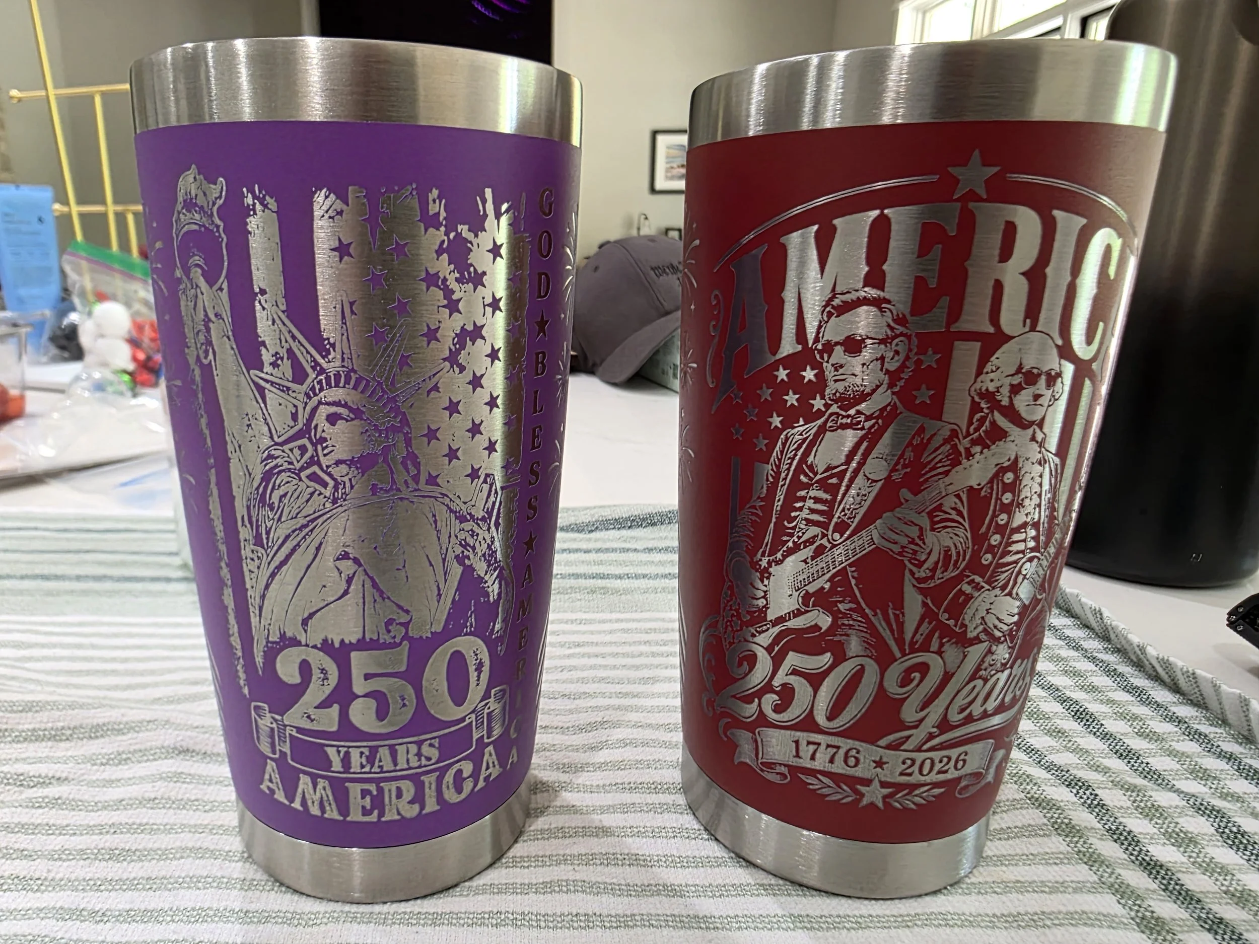 Custom 20 oz Tumblers