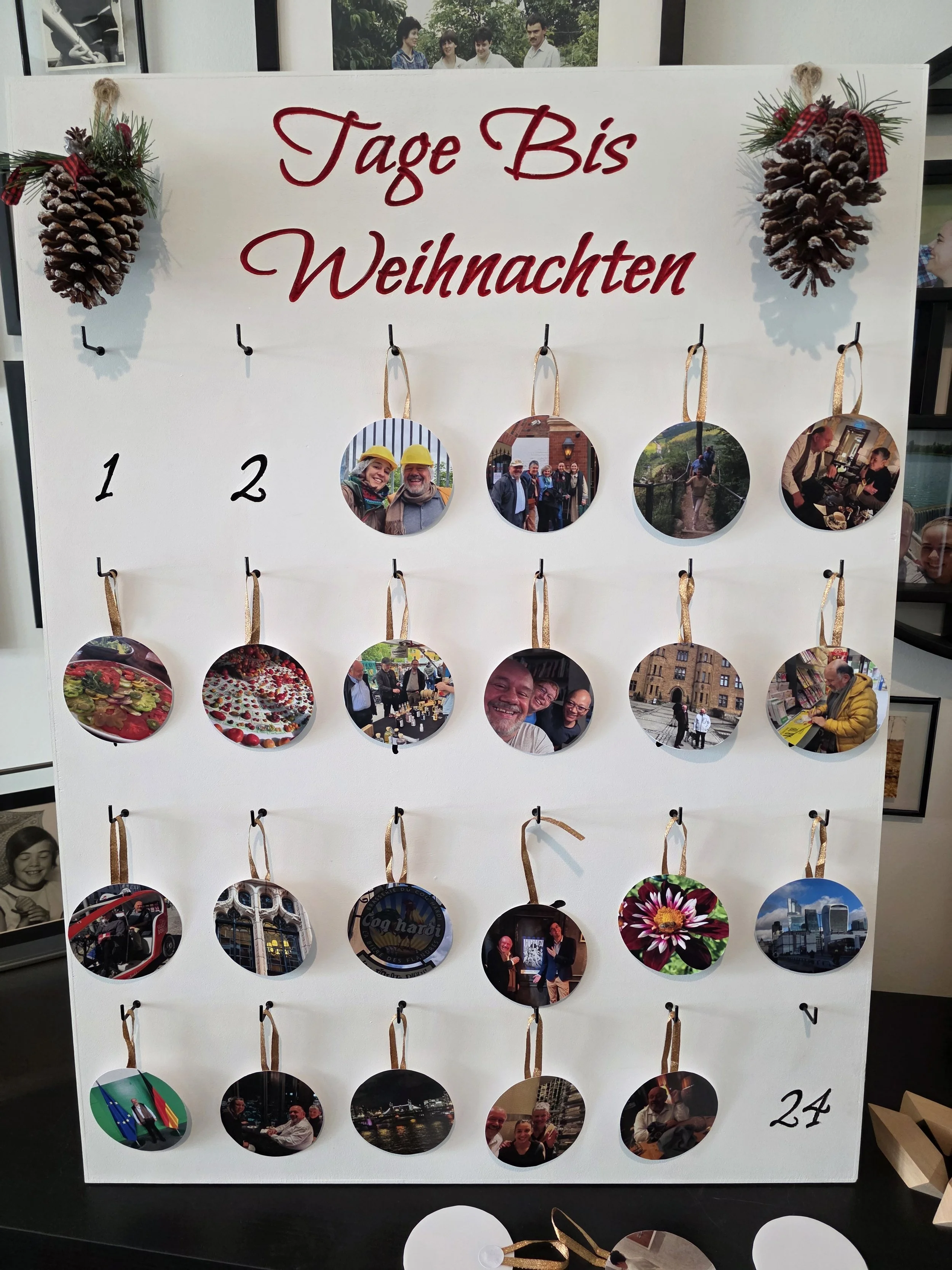 Christmas Court Down Calendar 