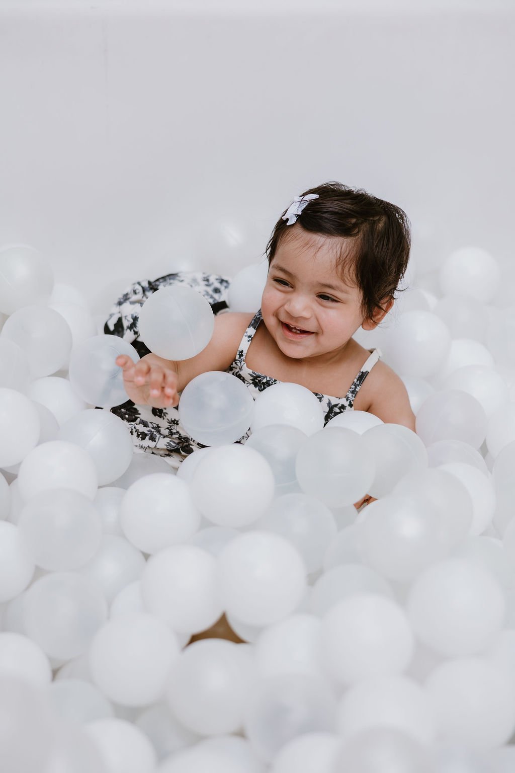 atlanta-first-birthday-ball-pit-4.jpg