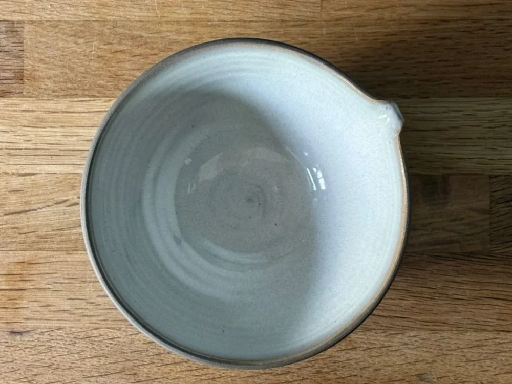 Pouring bowl