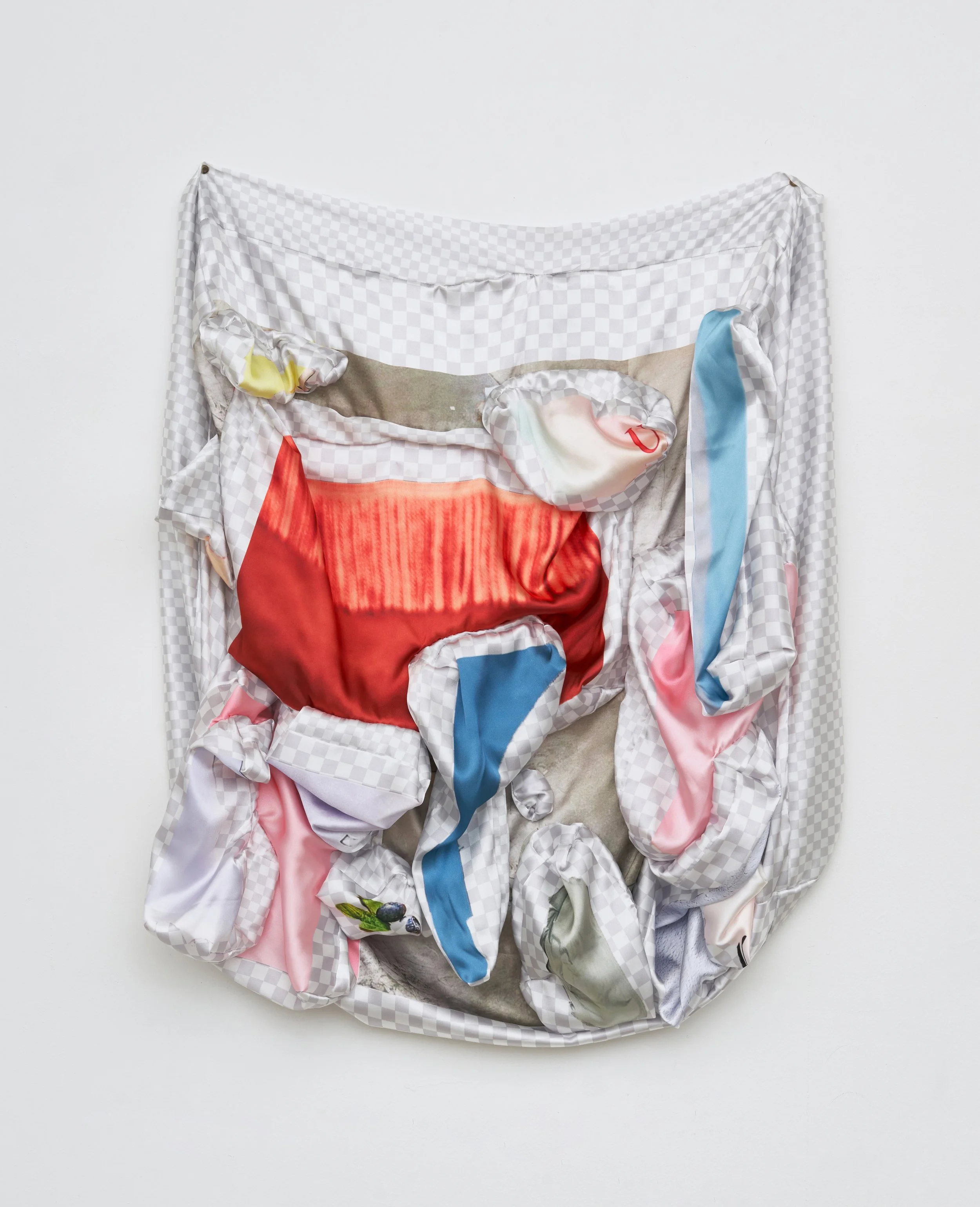 디지털 껍질 03, 2022, 샤무즈공단에 손바느질, 90x90cm.jpg