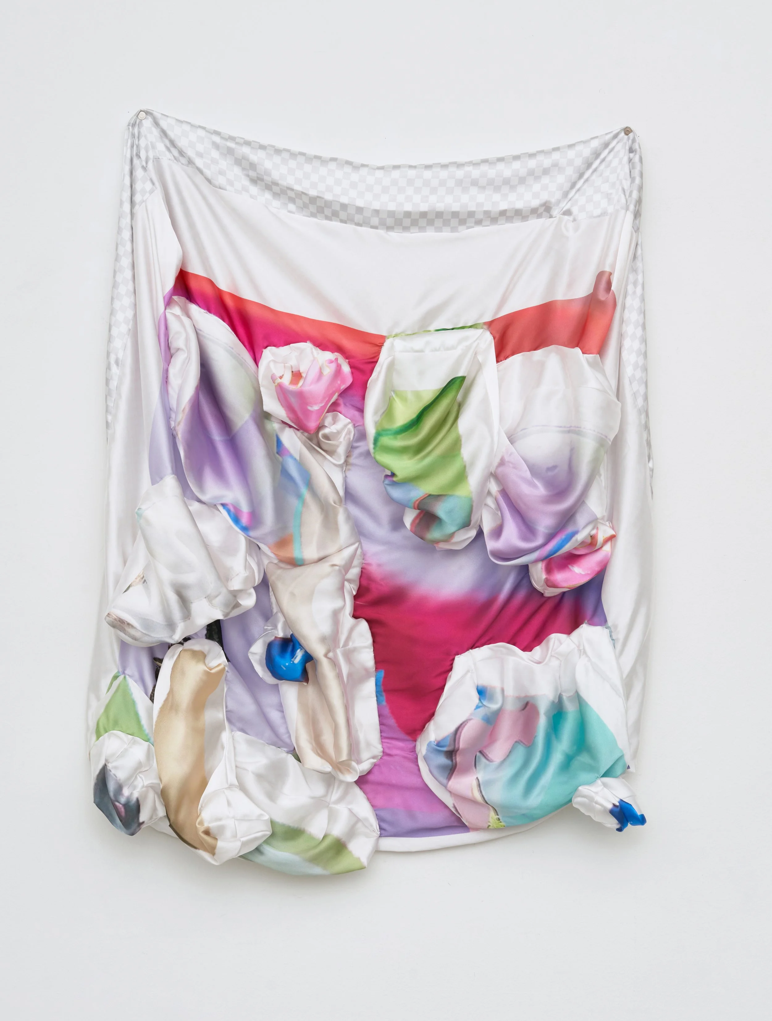 디지털 껍질02, 2022,샤무즈 공단에 디지털 프린트, 손바느질,90x90cm .jpg