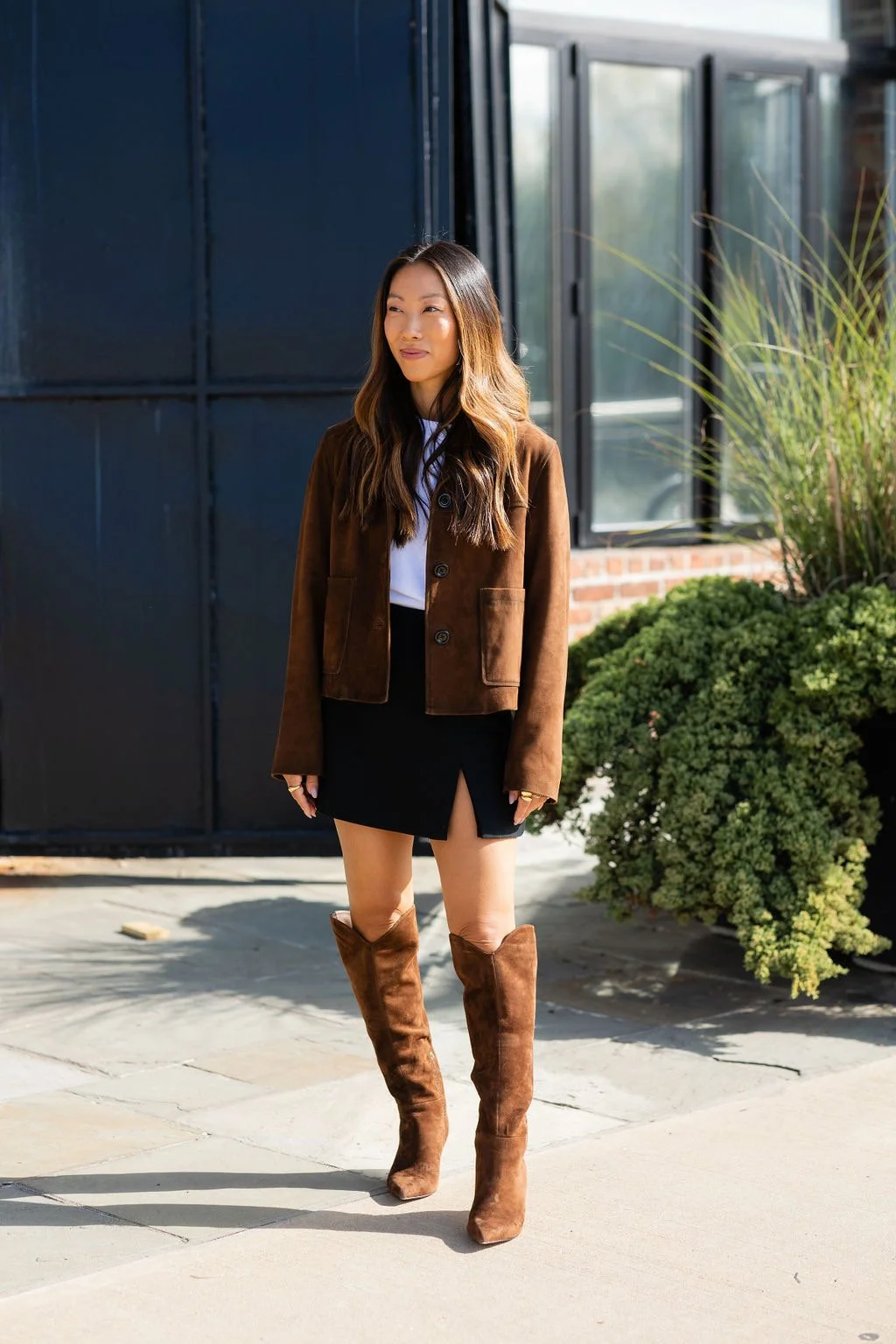 the street style and fashion of KAtie Postyn of KLP STYLED who is a perosonal stylist and fashion aadvisor in brooklyn ny and new york city NYC. she is a personal stylist who does in home cloet edits, shops for you and does lookbooks and vacation sty