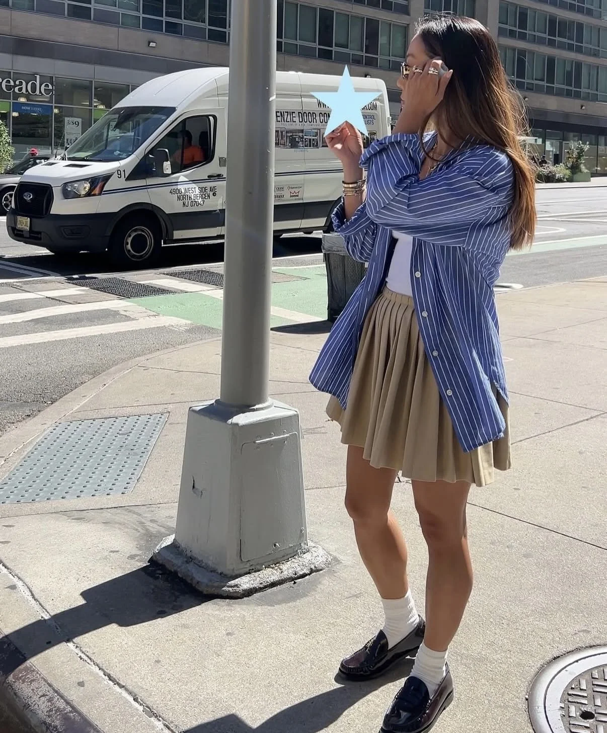 the street style and fashion of KAtie Postyn of KLP STYLED who is a perosonal stylist and fashion aadvisor in brooklyn ny and new york city NYC. she is a personal stylist who does in home cloet edits, shops for you and does lookbooks and vacation sty