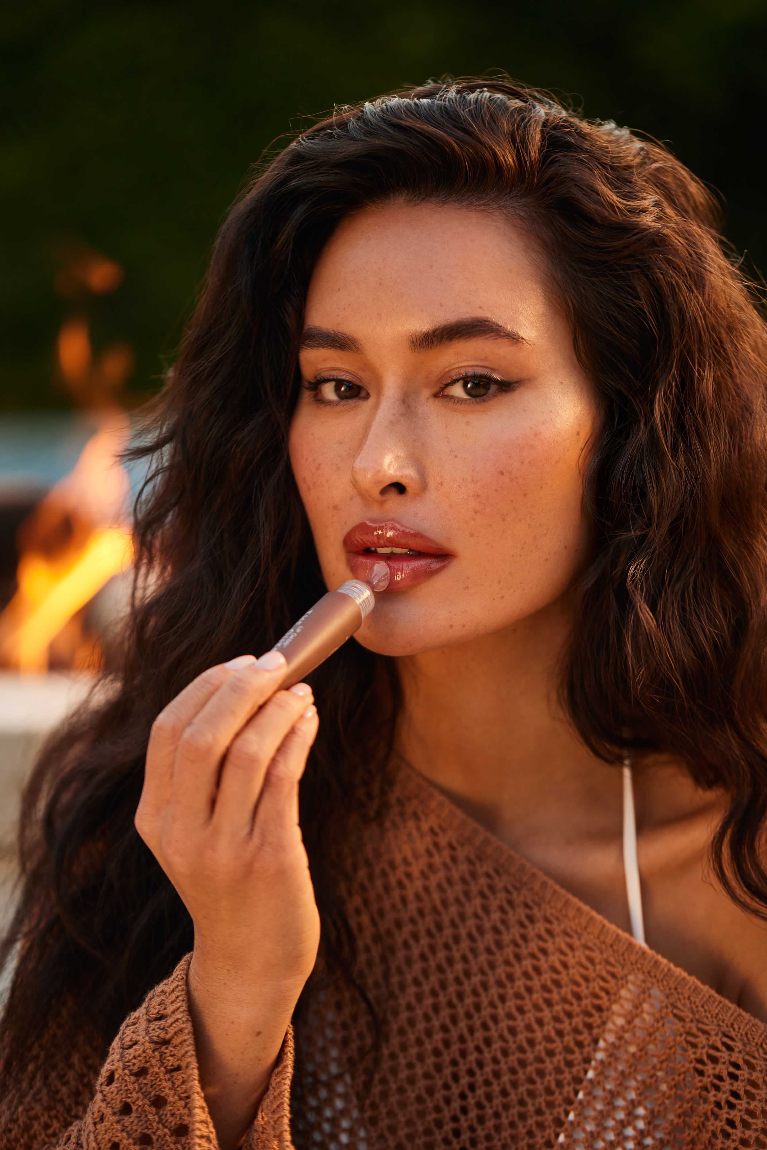 Scarlett Johansson styled by Katie Postyn of KLP STYLED for the Lip Oasis Resort photoshoot. KLP STYLED is a new york city based personal styling service / personal stylist in brooklyn new york and new york city. high end personal styling and fashion